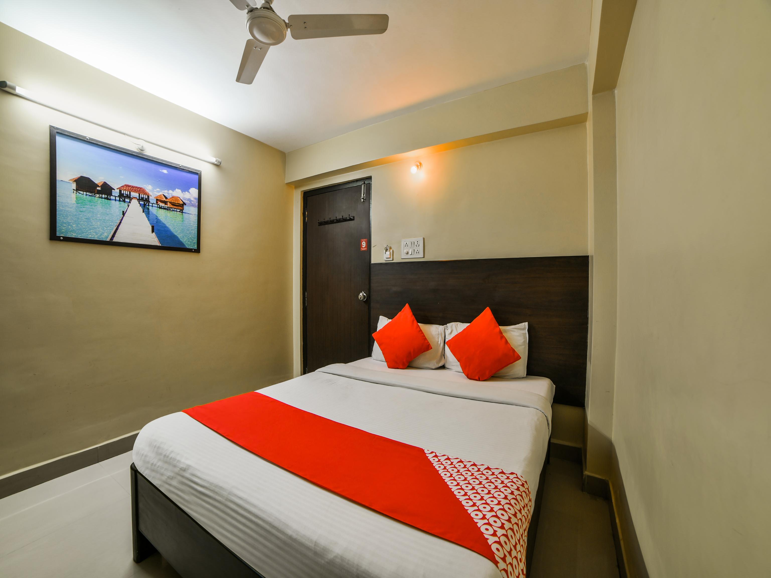 Oyo 2840 Kanha Grand Hyderabad Exterior foto