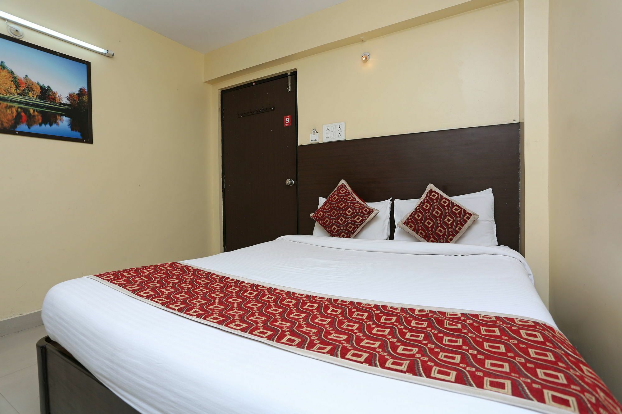Oyo 2840 Kanha Grand Hyderabad Exterior foto